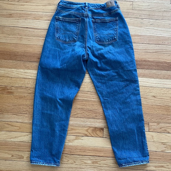 American Eagle High rise jeans size 8, like new condition - Picture 5 of 5